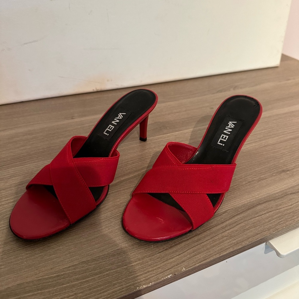 Vaneli Lagmar vintage heels